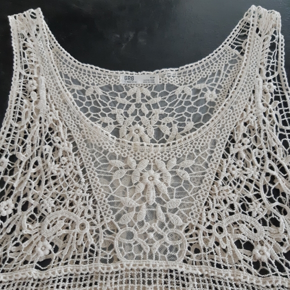 Crocheted style top - Picture 4 of 15